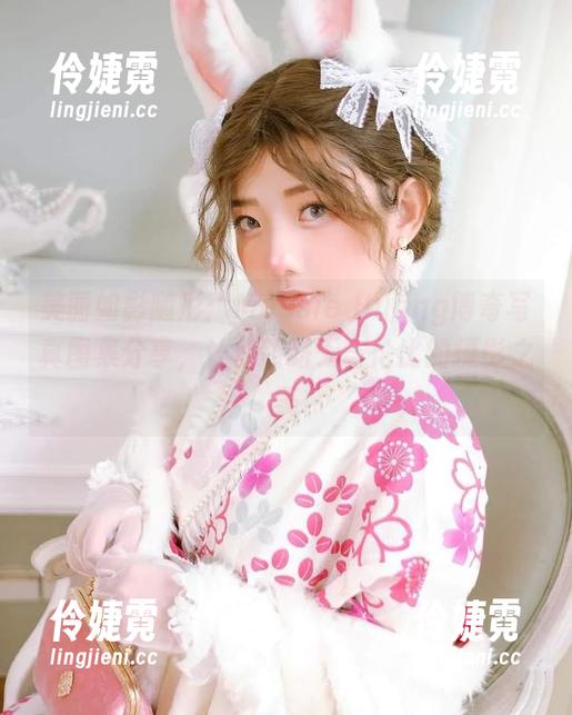美丽如影随形：Messie Huang博奇写真图集分享，让你领略无与伦比的摄影之美-伶婕霓